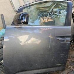 2011 To 2016 Honda Odyssey Passenger Car Door With Small Dent