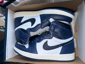 Nike men’s shoes size 8