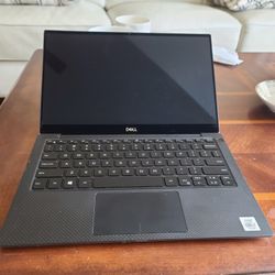 Dell XPS 13 7390 4k Touch (i7-10710U, 512 GB NVMe SSD, 16GB RAM)