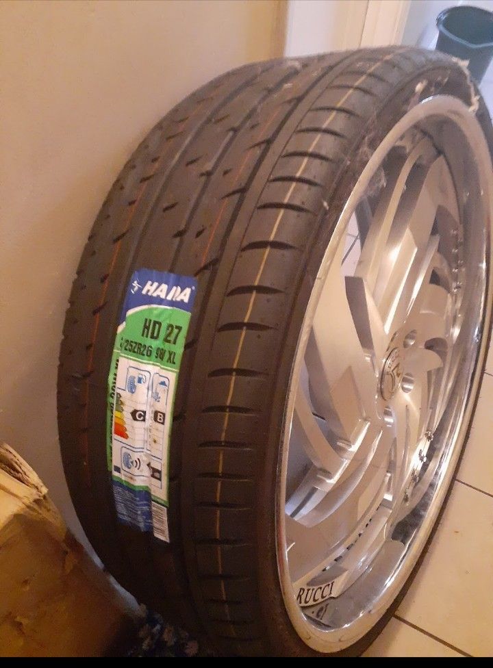 26'Rucci Wheels