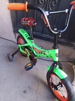Small Bike For Kids Tires Size 12 Like New 