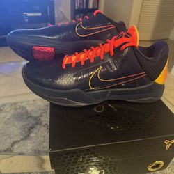 Caitlin Clark Kobe 5 Size 11.5