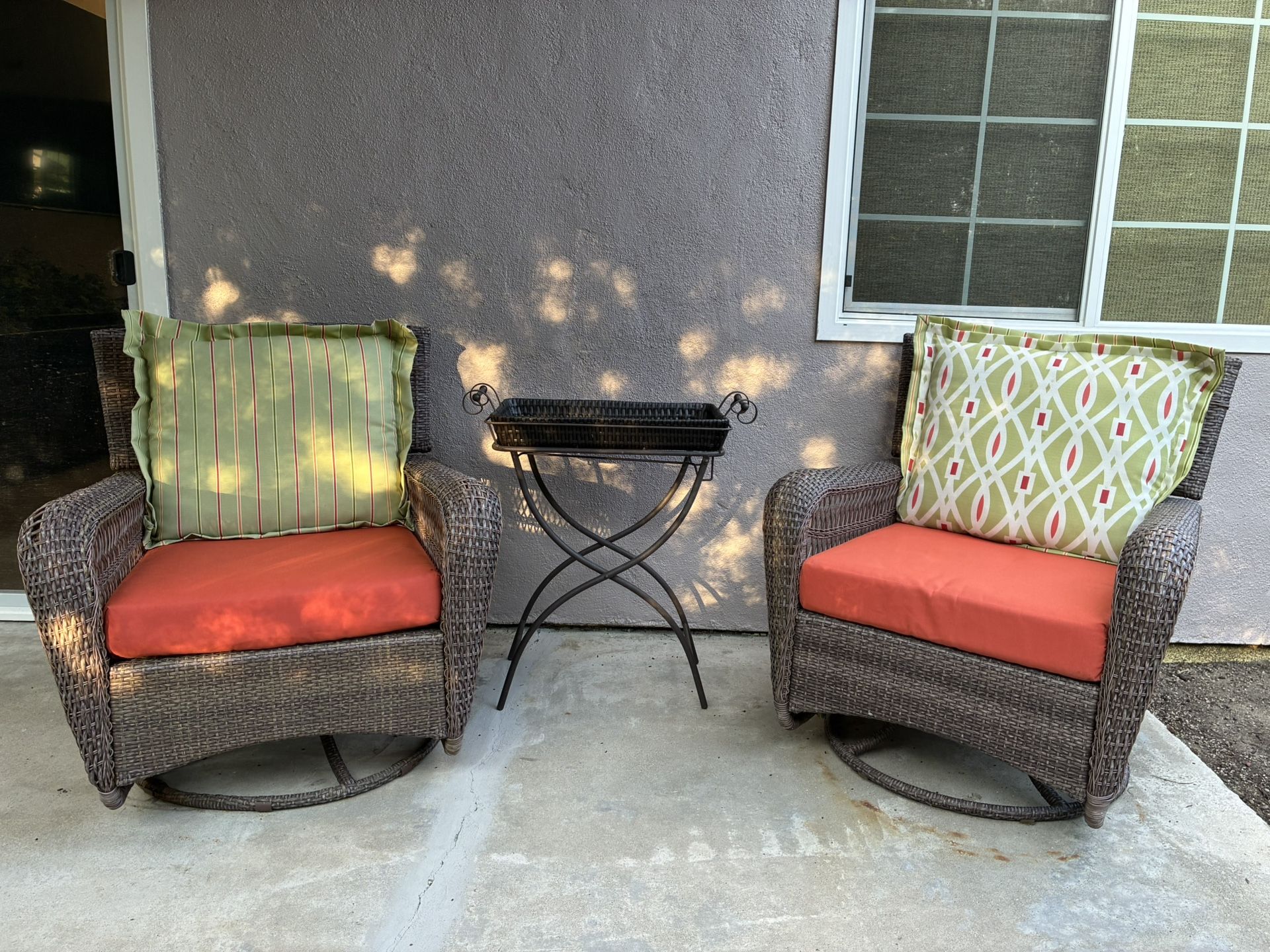 Patio chairs and table 