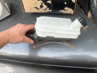 Brake Master Cylinder with Reservoir
