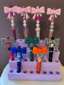 Customized pens