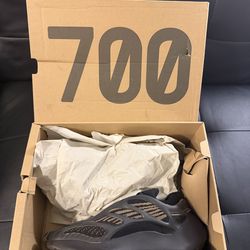 Yeezy 700
