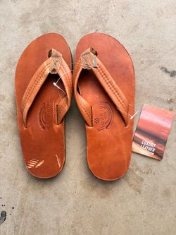Rainbow Medium Tahitian Tan Leather Flip Flops