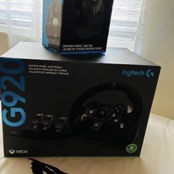Logitech G920 Racing Wheel Pedals & Shifter for Xbox