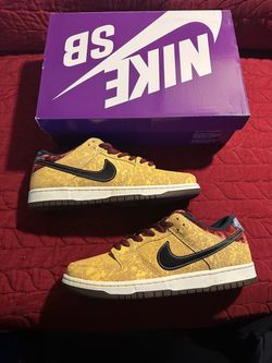 Nike SB Dunk Cinema Size 10