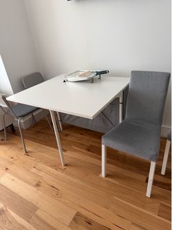 Dining room table with 4 chairs combo