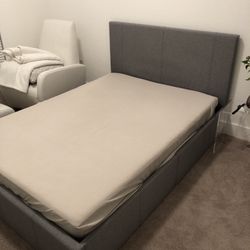 Lift Up Full Size Bed Frame Like New