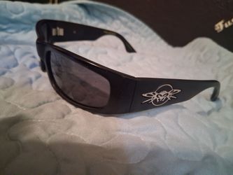 Black flys polarized sunglasses