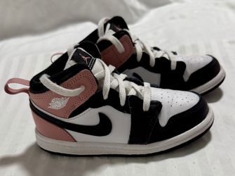 Jordan 1 Mid Toddler Size 9C Black White Pink – Gently Used w/ Box