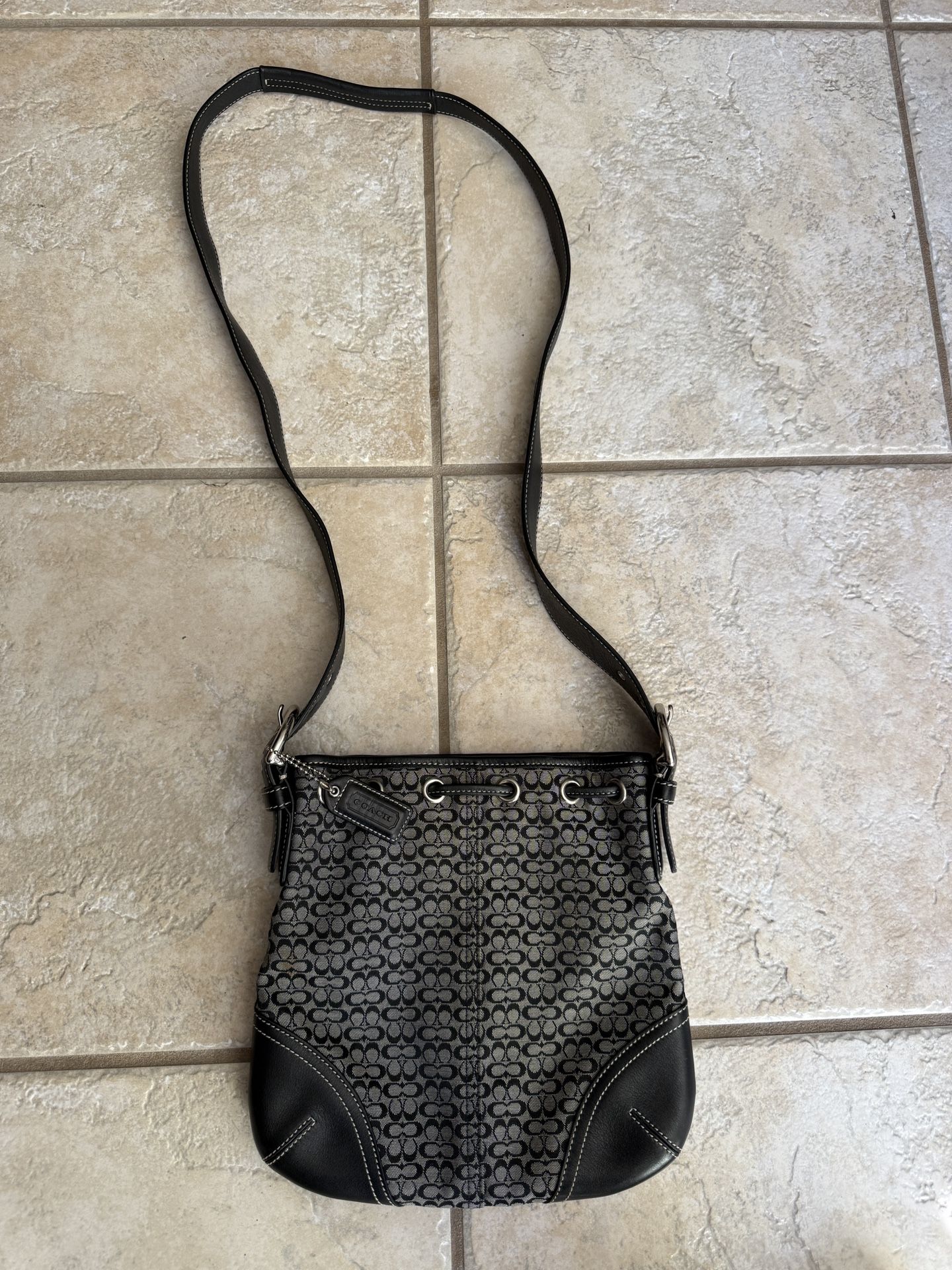 Coach Black Signature Drawstring Crossbody Adjustable Strap Purse