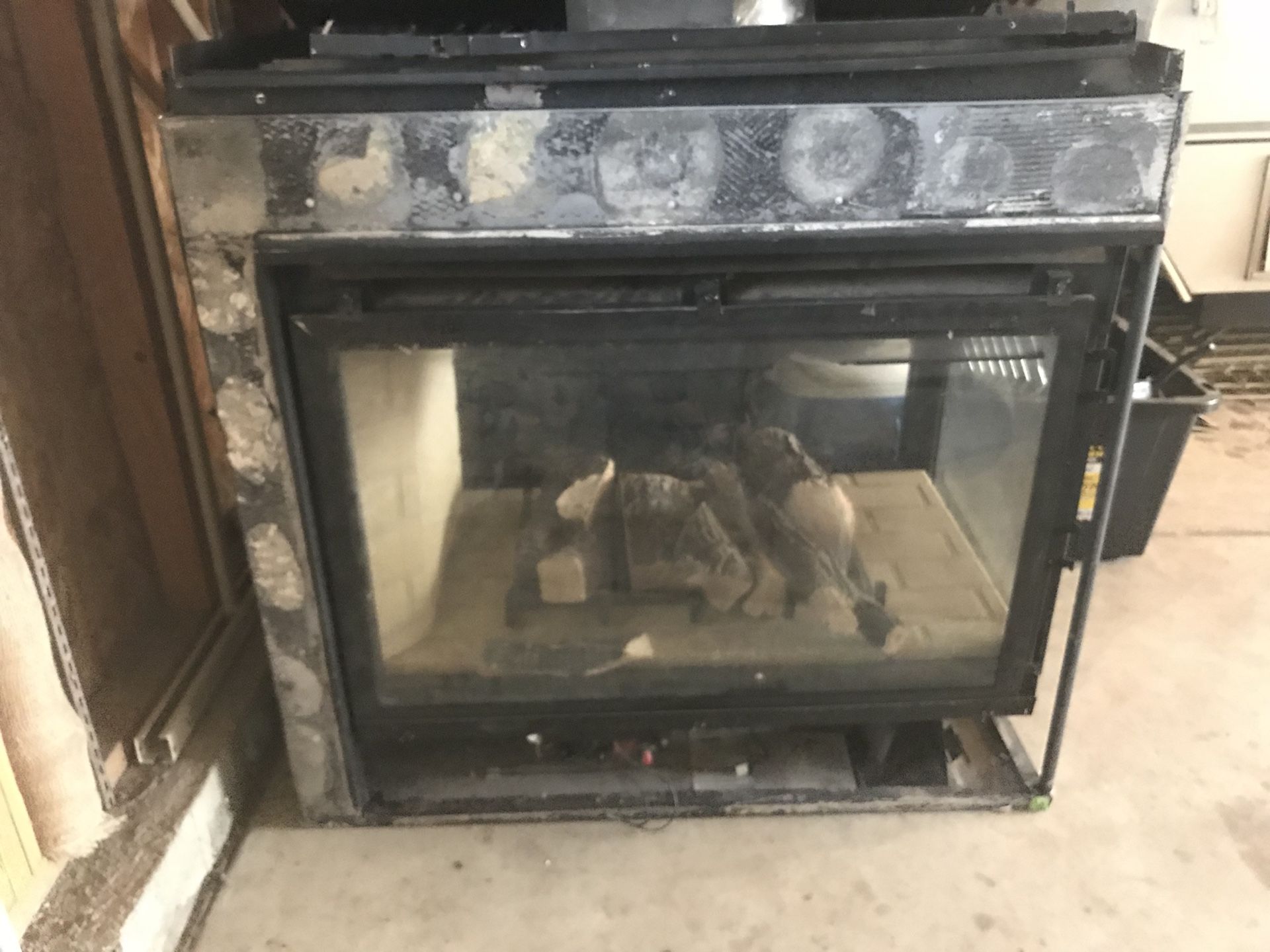 3 sided fireplace $125