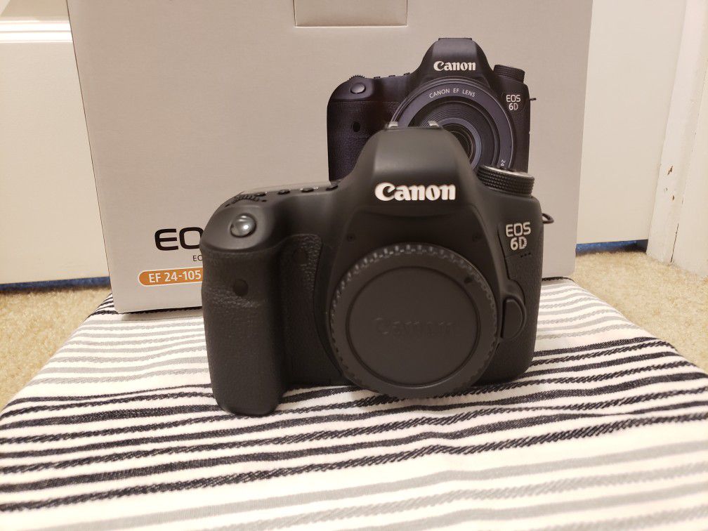 Canon 6D Camera Body with 2x Canon Batteries