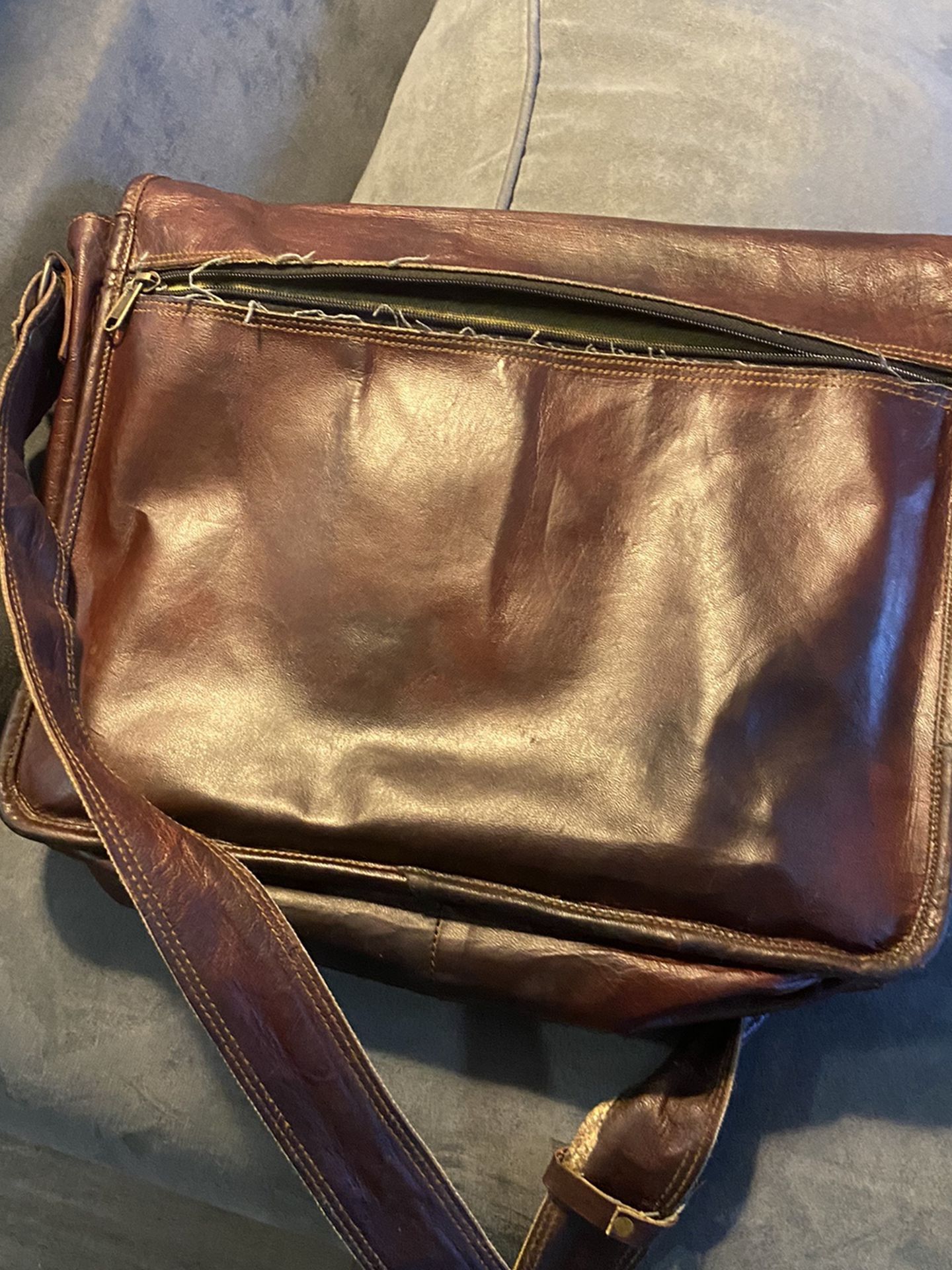 Synthetic Leather Messenger Bag 