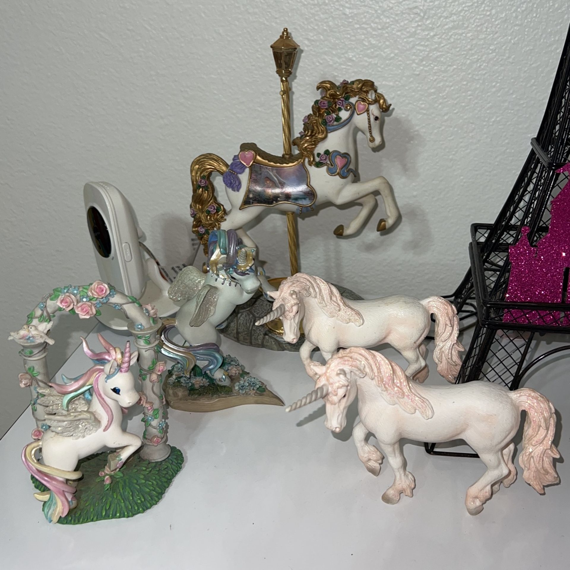 5 Unicorn statues for children’s room $15 ALL 5