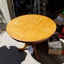 Oak dining table and 4 chairs