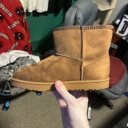 Josiny Women’s boots Size 6w