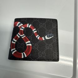 Gucci Wallet 
