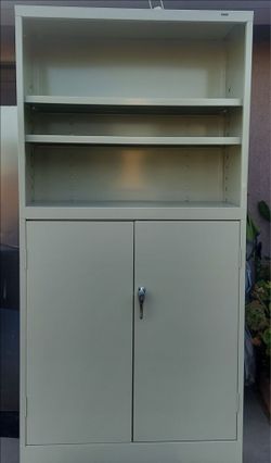 TENNSCO COMBINATION BOOKCASE/STORAGE CABINET. NEW.