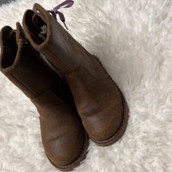 Ugg Girls Boots Size 10 