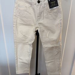 Art Class girls cream colored relaxed jeans, size 5 high rise, fitted, ankle length, trendy