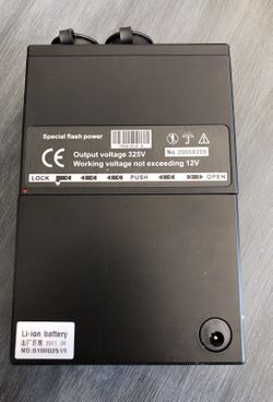 Triton Portable flash power