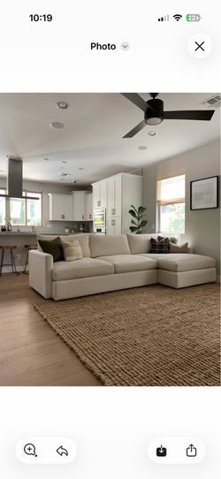 Crate & Barrel Sectional w/Chaise (cream)
