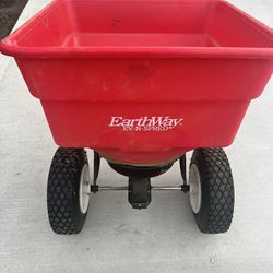 EarthWay Tow Broadcast Spreader