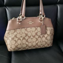 Coach Brown Leather Handlebag Crossbody Bag