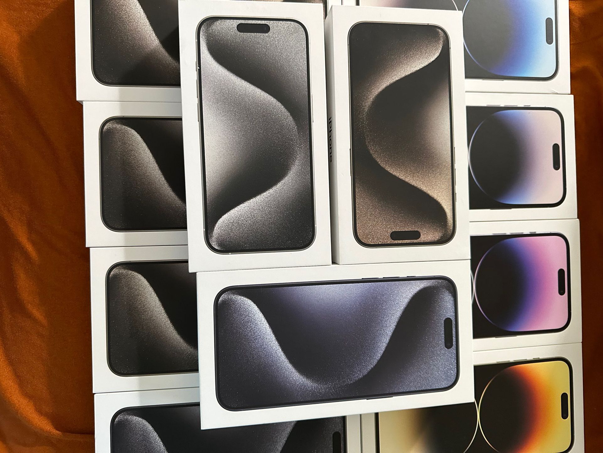 Unlocked Apple iPhone 15 Pro Max $1300 Or 15 Pro $1100 Or 14 Pro Max $1200 Or 14 Pro $1100 Sealed Box I Can Meet Right Now