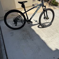 Specialized Mountain trail bike
