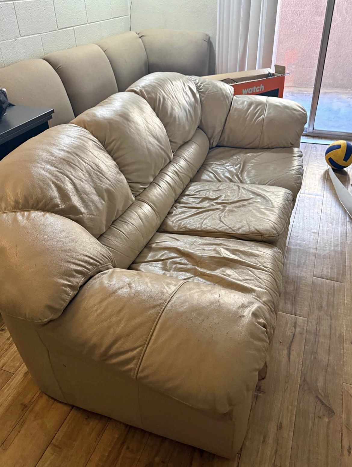 Sofa / Couch