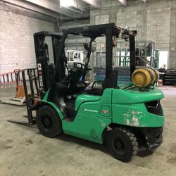 Forklift Mitsubishi FG25 N pneumatic dual fuel Fork Lift 
