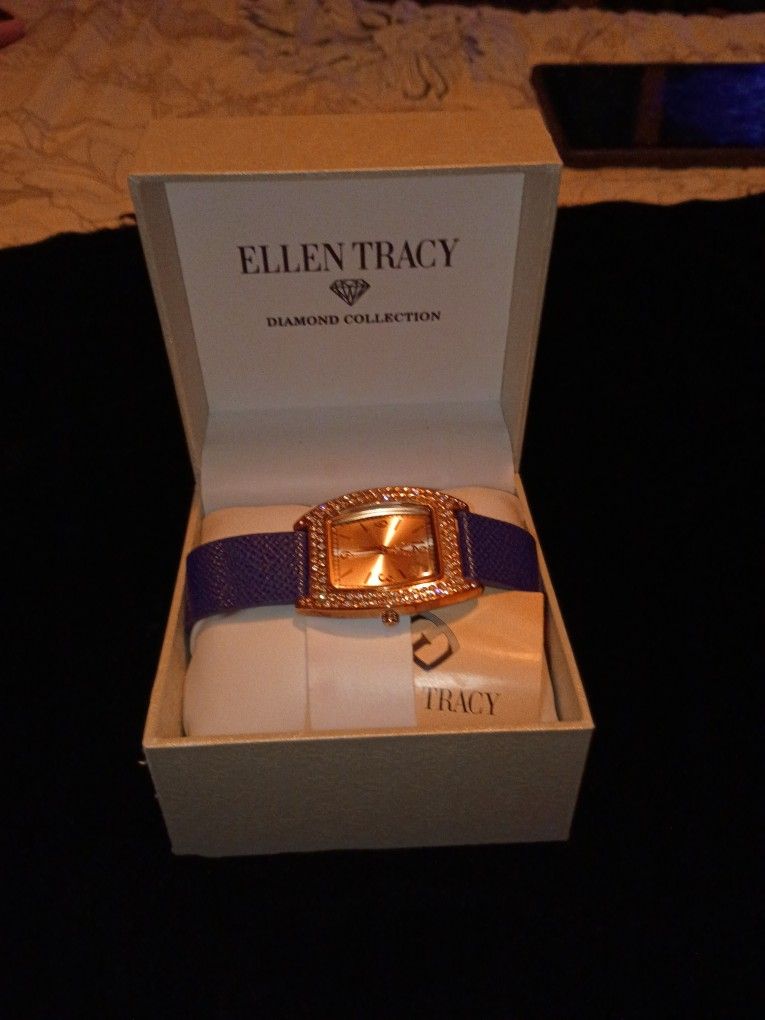 Ladies Quartz Watch