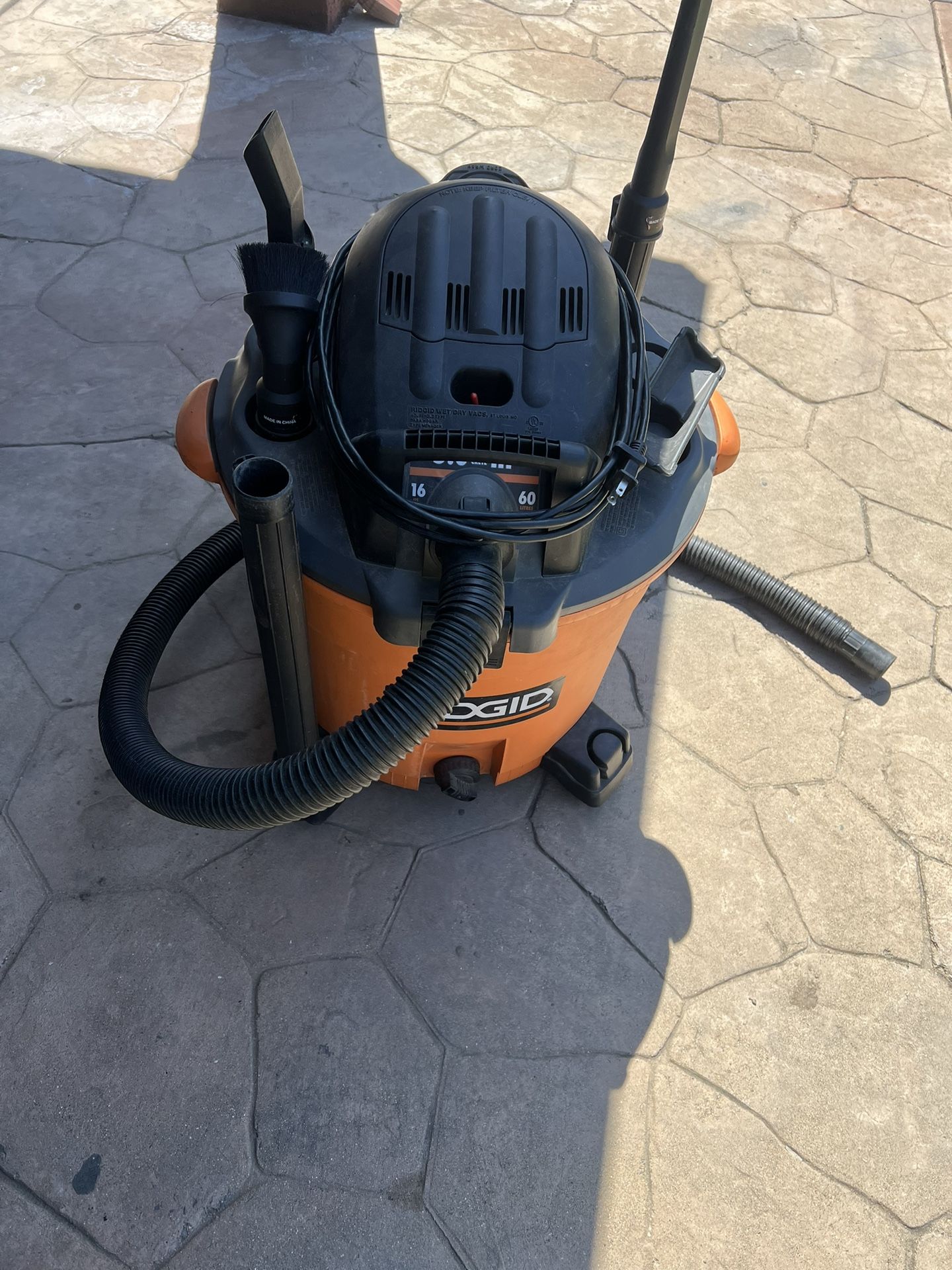 Ridgid 5 HP 16 Gallon Wet/dry Vacuum 