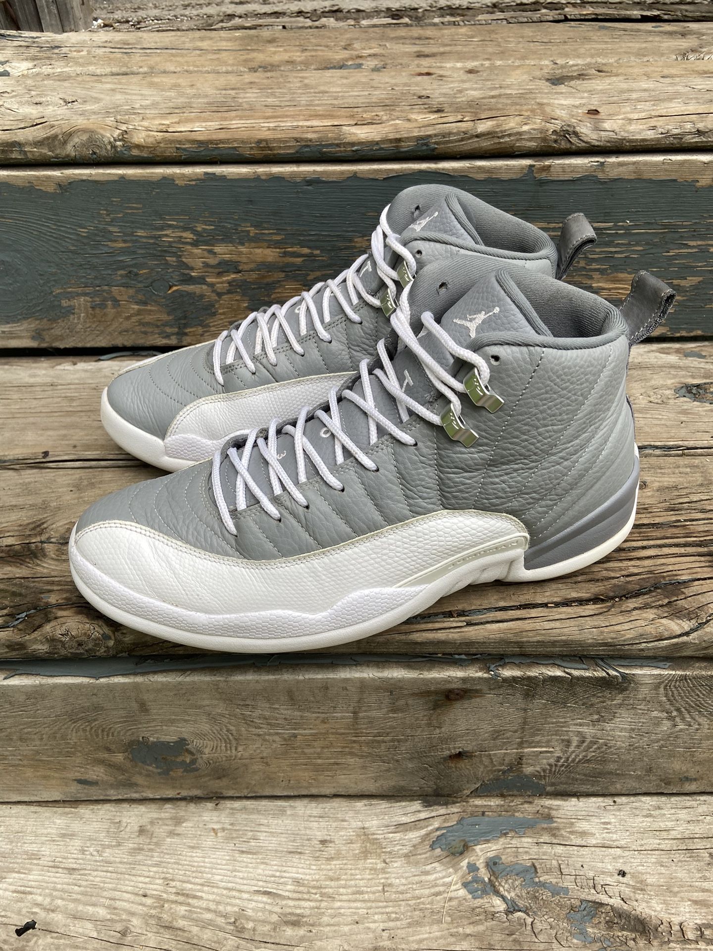 Jordan 12 Stealth (USED)