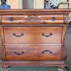 Cherry Wood Dresser