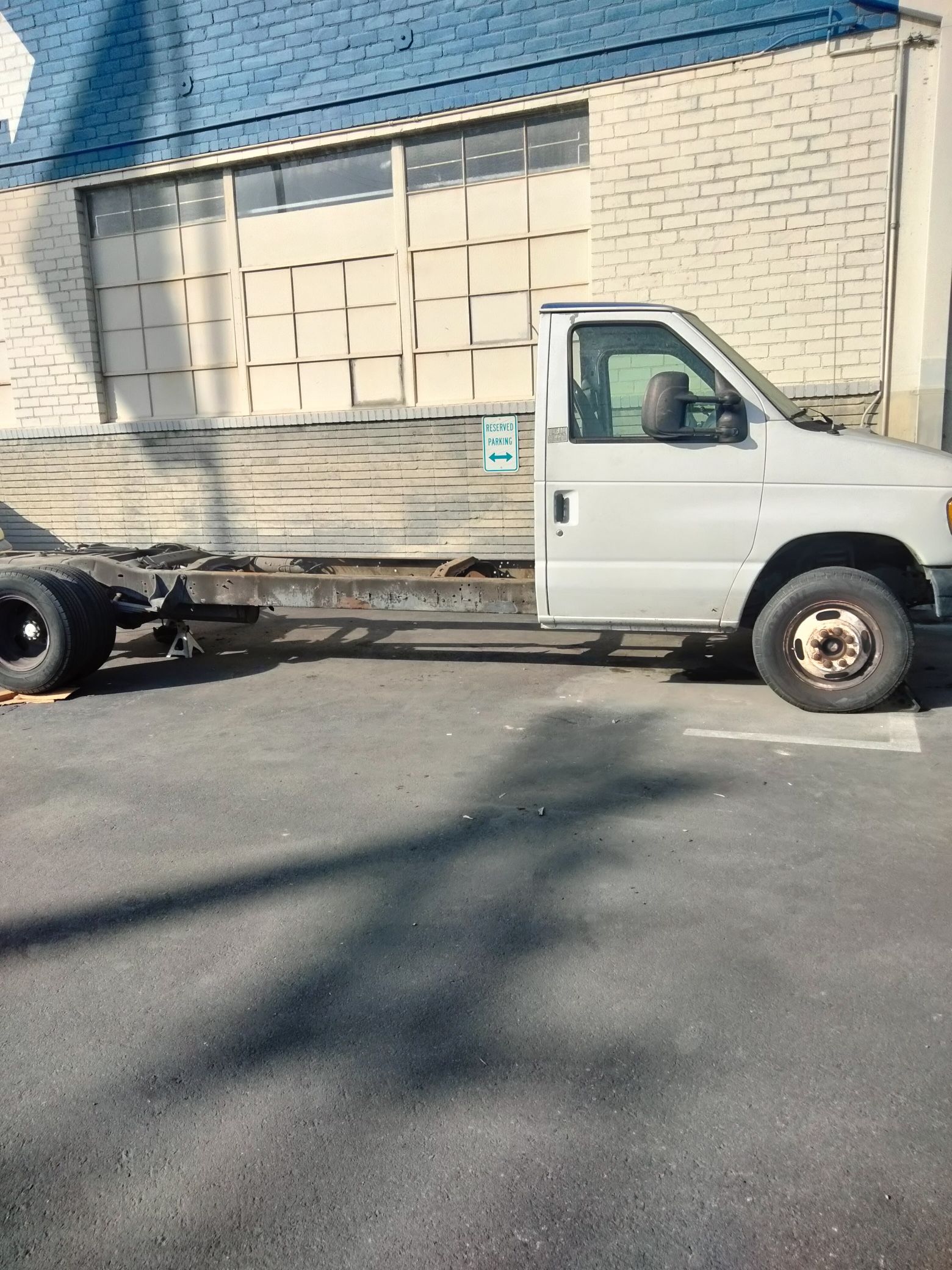 2001 Ford E350