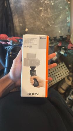 Sony GP-VPT2BT Shooting Grip with Wireless Remote