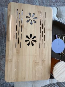 Lap desk