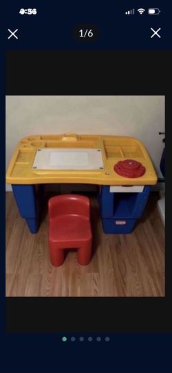 Kids desk