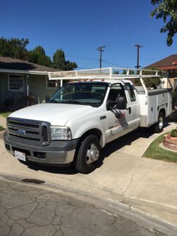 For sale diesel f 350 2007 around 136 k miles excellent condition