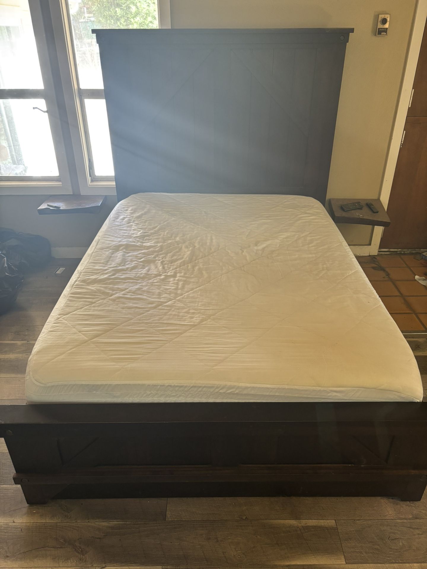 Bed Frame (size-full)