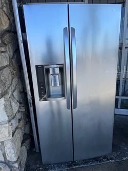 LG Stainless Steel Side by Side Refrigerator