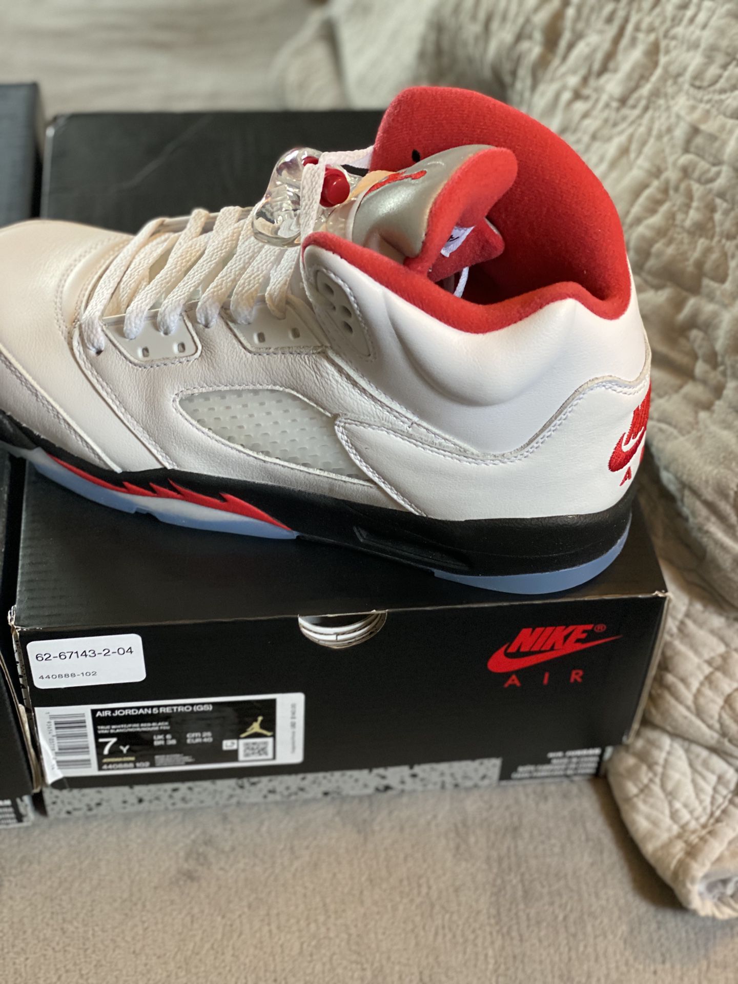 7y Jordan 5 retro Brand new with proof of purchase