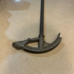1 1/4 EMT CONDUIT FOOT BENDER WITH HANDLE