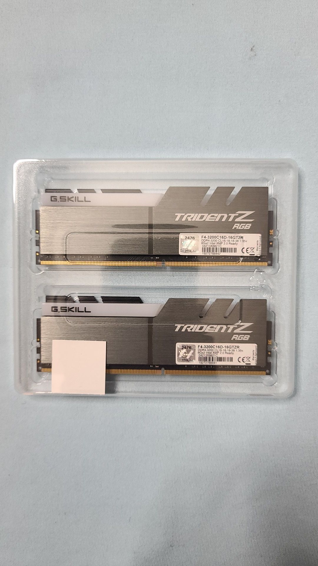 TridentZ RGB 16G RAM